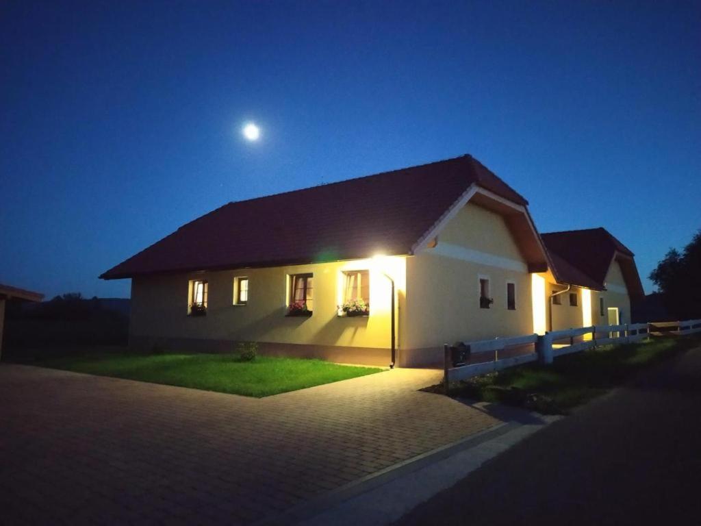 Apartmany V Posumavi Stachy Dış mekan fotoğraf